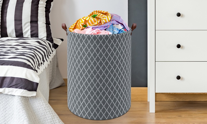 Image 45: Vinsani Drawstring Laundry Basket