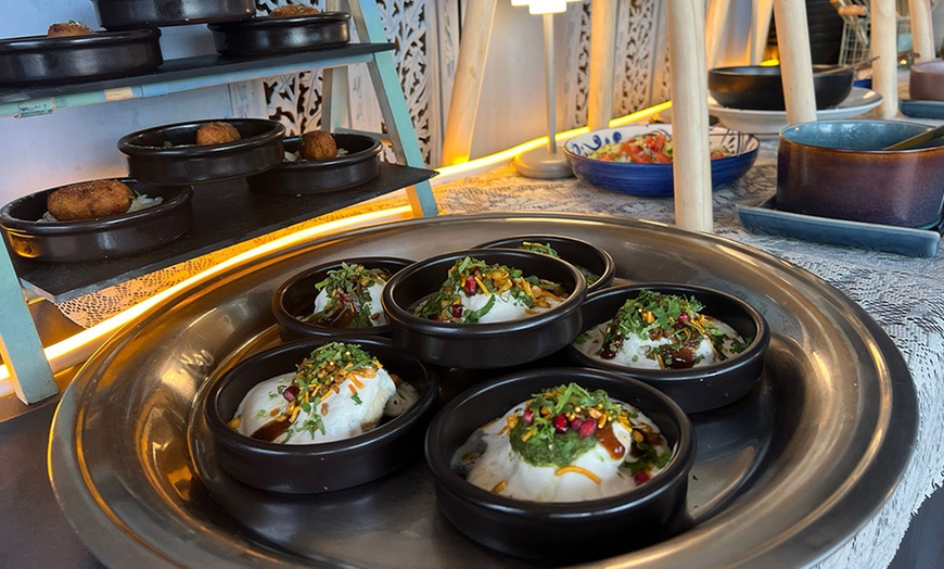 Image 6: Indisches Buffet inkl. Mango Lassi für 1, 2 oder 4 Personen