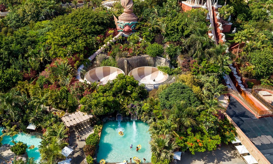 Image 9: Entrada al parque Siam Park y a Loro Parque