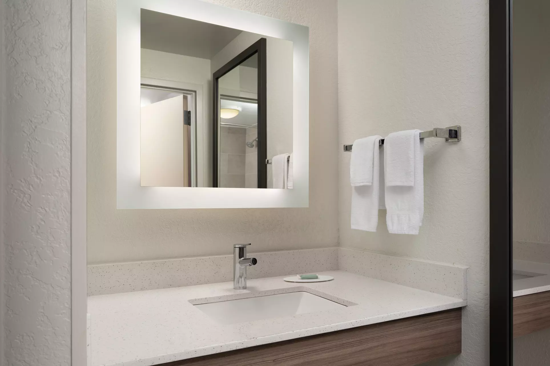 SpringHill Suites Fort Myers Airport - Experience Luxury and Adventure