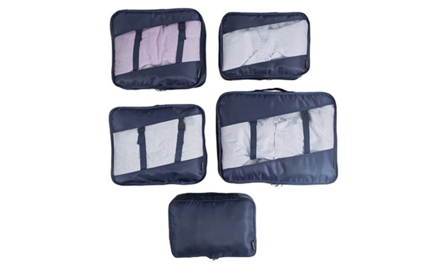 Image 8: Five Travel Packing Cubes