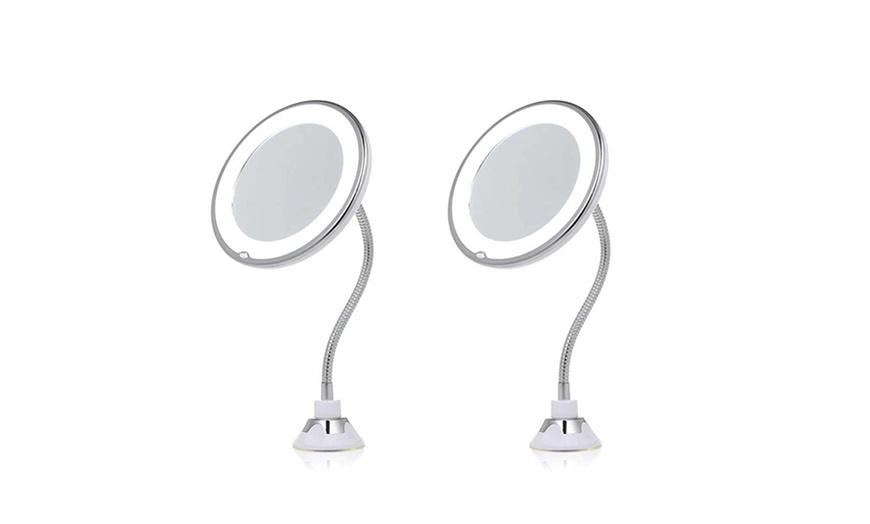 Image 4: 10X Magnifying Makeup Vanity Mirror with Light