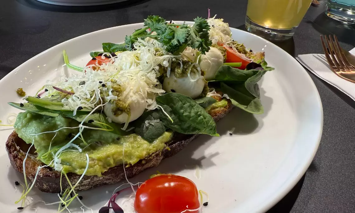 Frühstücks-Brunch inkl. kleinem Saft für 1 bis 4 Personen