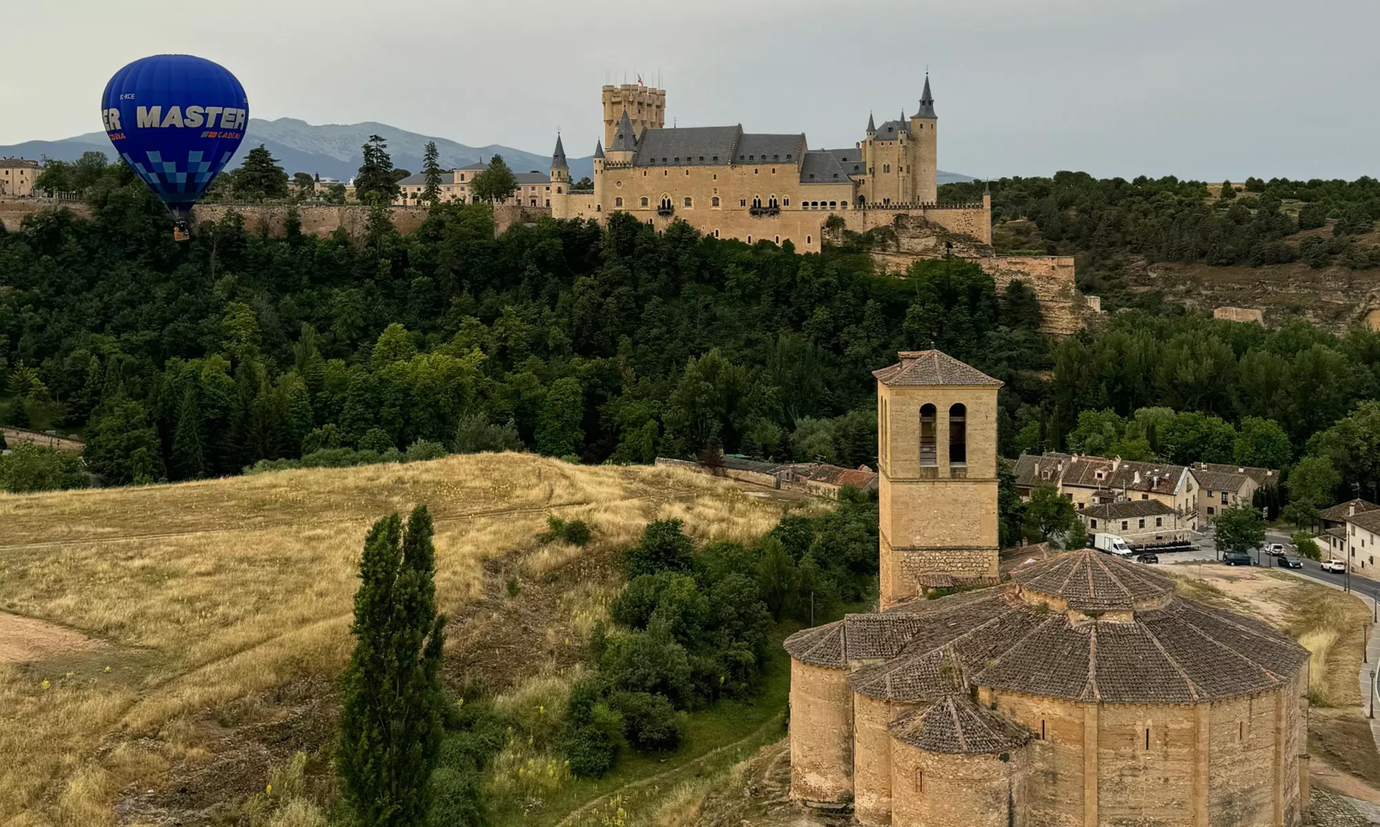 Vuelo en globo al amanecer para 1 o 2 personas con picnic y brindis