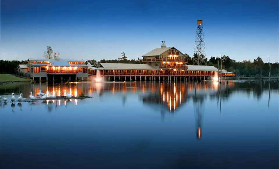 Two-Night Stay with Country Breakfast at Flat Creek Lodge in Swainsboro, GA - Primary Image