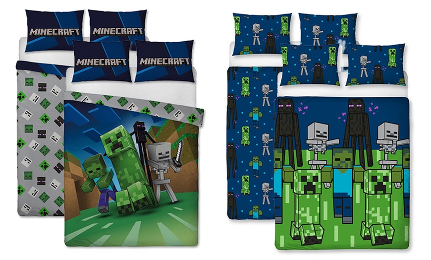 Image 1: Official Minecraft Reversible Duvet Set