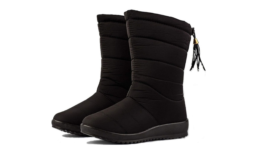 Image 5: Water-Resistant Fleece-Lined Mid Boots