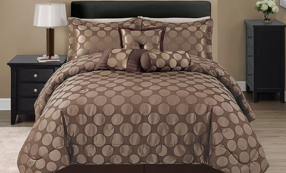 Circle Line 7-Piece Jacquard Comforter Set - Primary Image