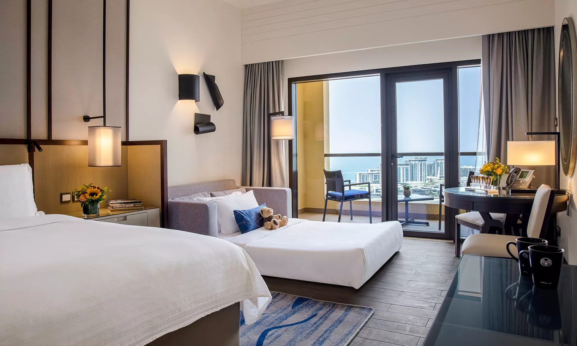 5* Dubai: One or Two-Night Stay with Breakfast, House Beverages