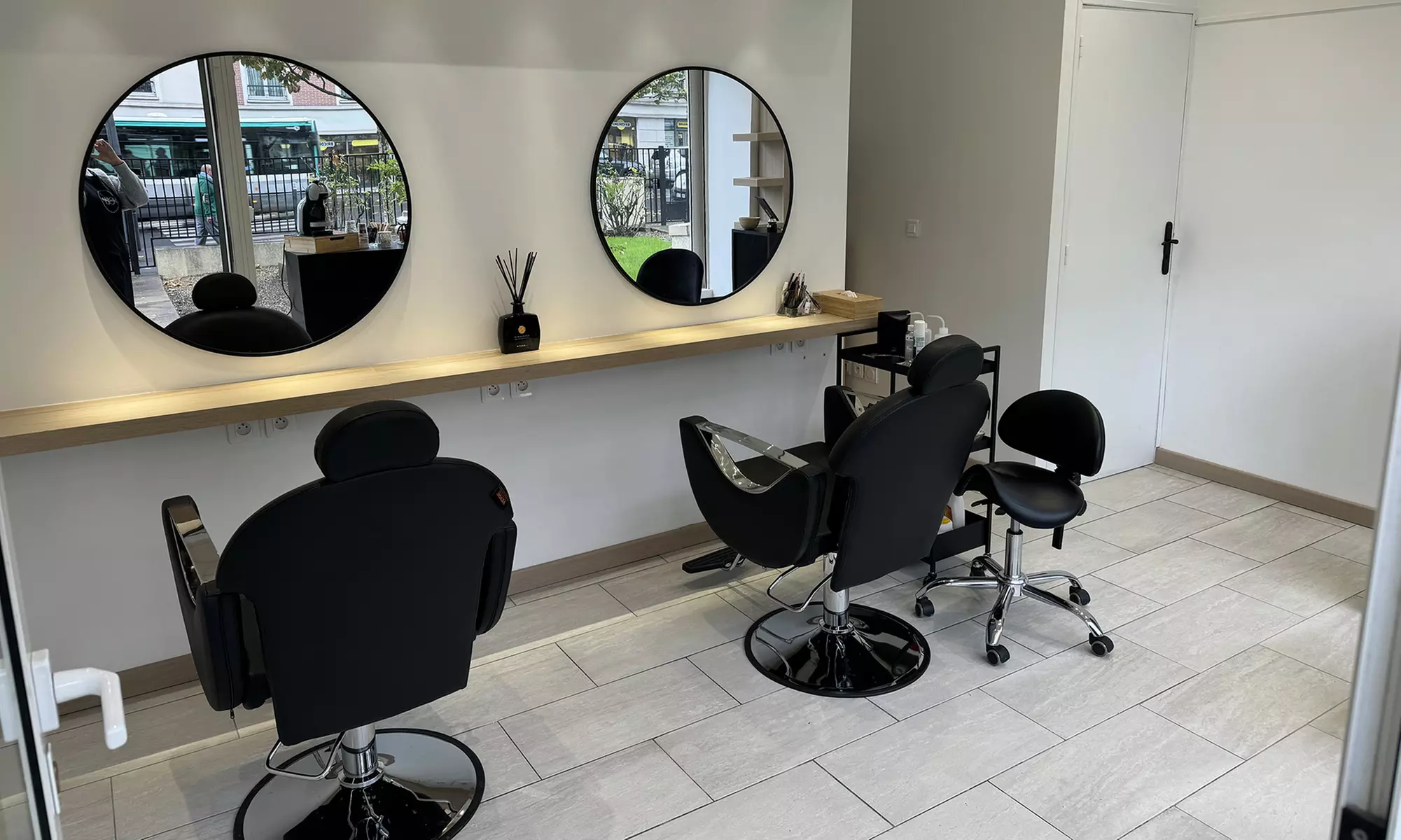 Jusqu'à 69% remise Maquillage permanent chez Gabrielle Beauty