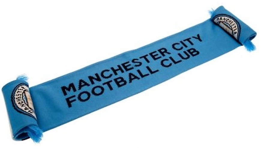 Image 10: Official Football Club Scarf