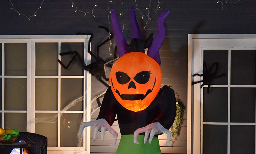 Image 24: HomCom Halloween Inflatable Decor
