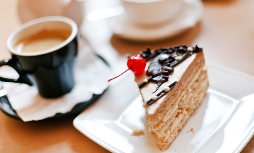 Image 1: Hot Drink and Cake for Two