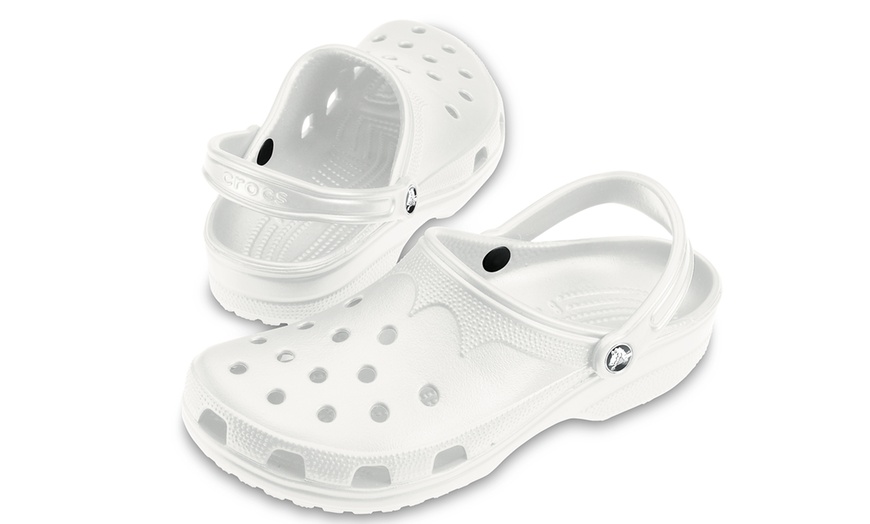 Image 5: Déstockage sabots CROCS unisexe