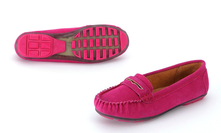 Image 3: Classic suède moccasins voor dames