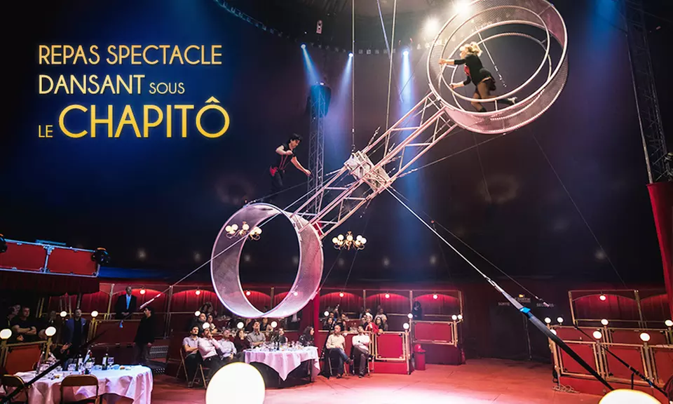 Formule Roulotte au Chapitô : repas, spectacle et danse l’après-midi