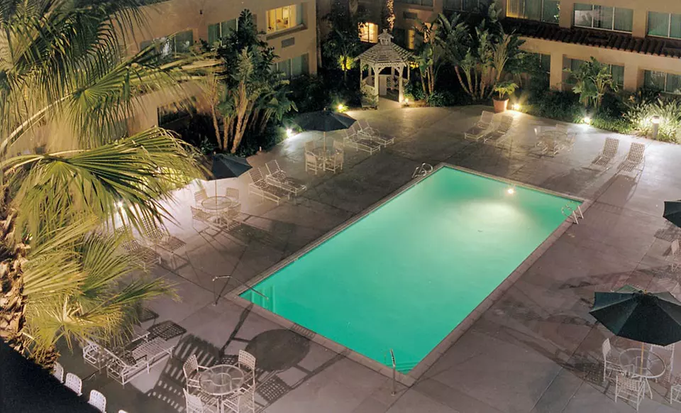 1- or 2-Night Stay with Two Drinks and Breakfast for Two at the Grand Vista Hotel in Greater Los Angeles - Primary Image