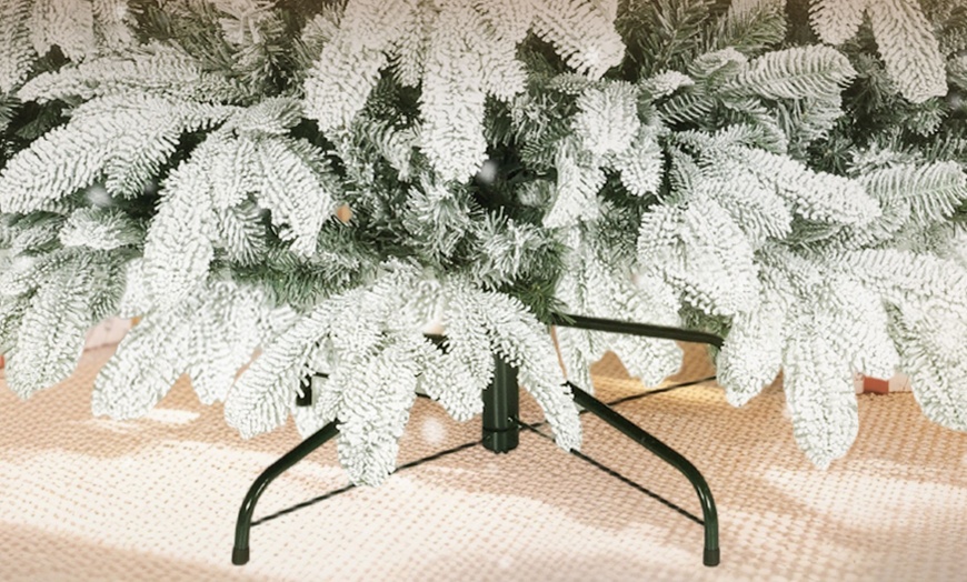 Image 7: HomCom Artificial Christmas Tree - 6ft or 7ft