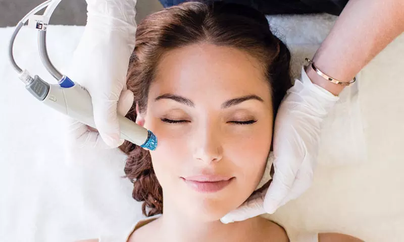 Higiene facial y opción a Hydrofacial o tratamiento específico