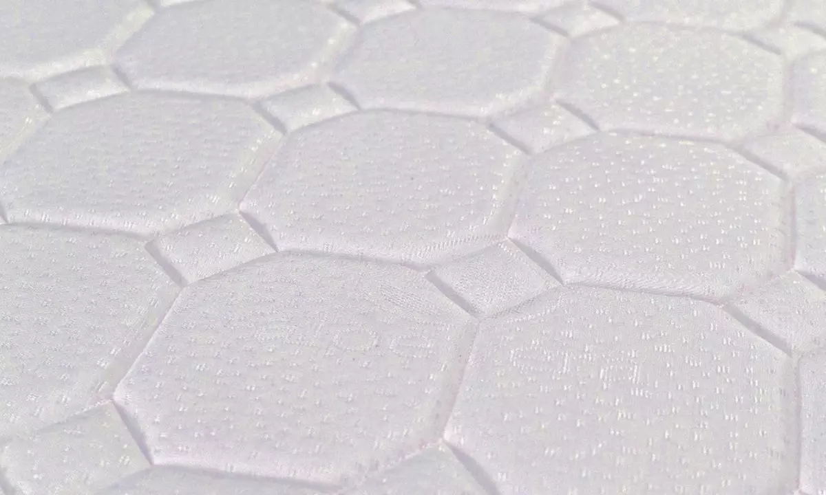 Matelas orthopédique de 30 cm avec 11 zones