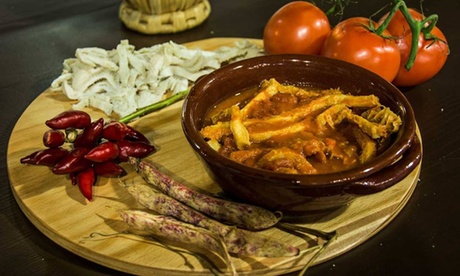 ⏰ Menu tipico e calice di vino per 2 o 4 persone alla Taverna Villa De Riseis (sconto fino a 65%). Prenota&Vai!