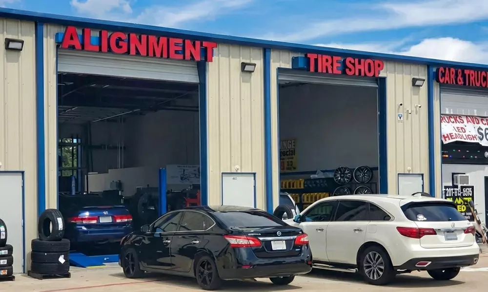 Oil Change Services: Standard, Synthetic Blend, or Full Service