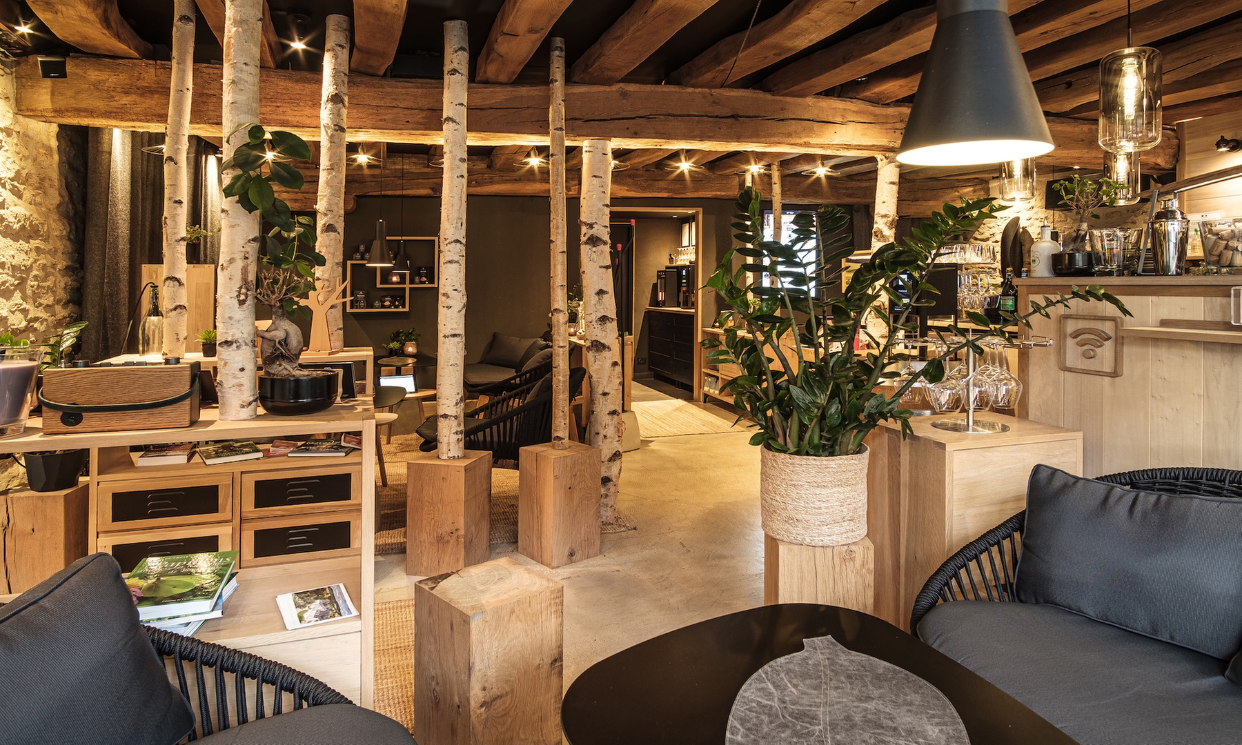 Dégustation à deux : apéro gourmand ou repas raffiné avec verre de vin