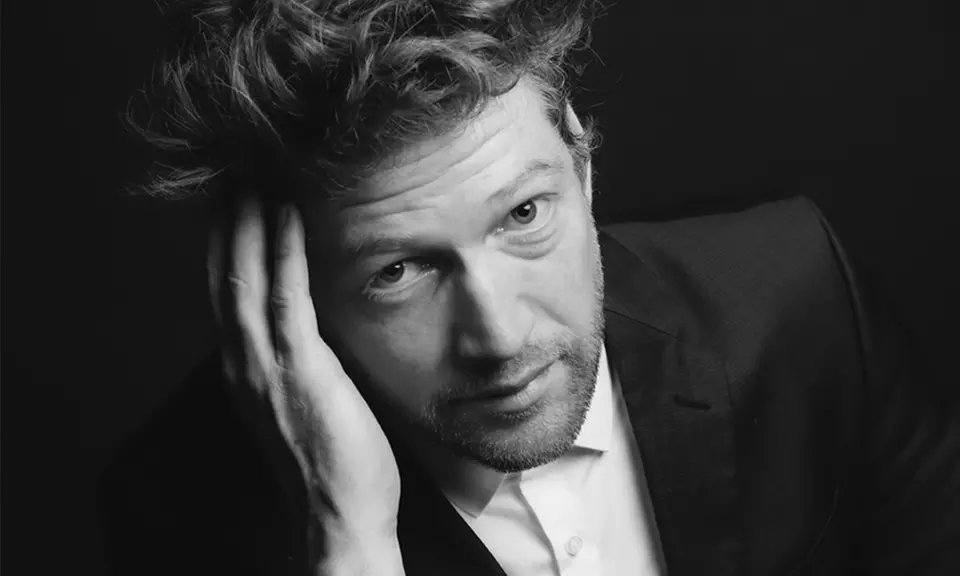 Professionelle Bewerbungsfotos inkl. Bildern + Geschenk