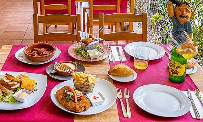 Menú asturiano o prémium para 2 personas en El Perenquén Glotón