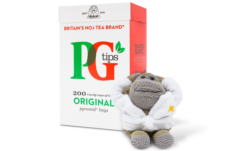 Image 6: 200 Teabags Plus Monkey Gift Set

