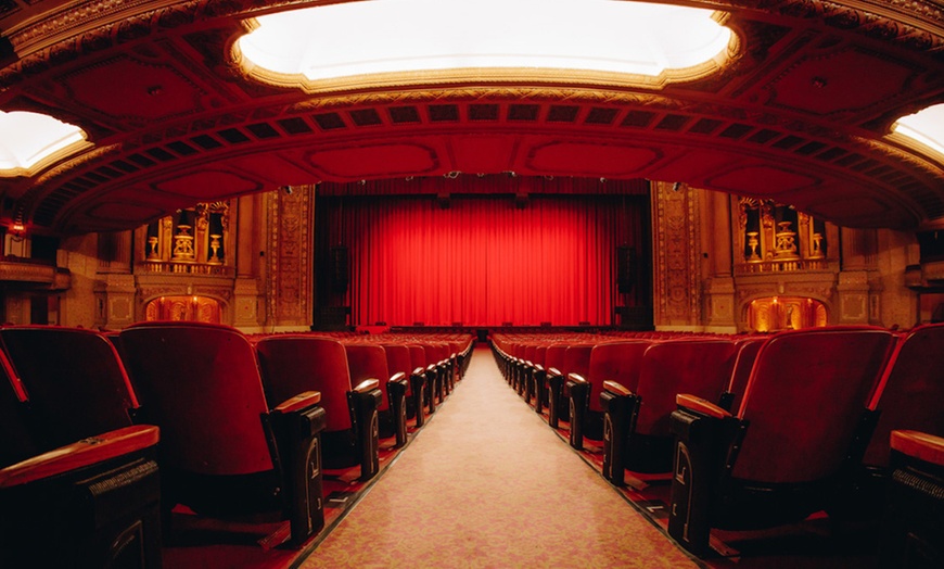 Image 2: The Chicago Theatre Tour - Up to 33% Off