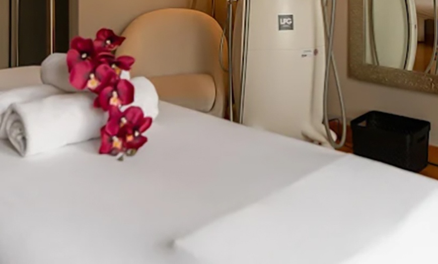 Image 11: Revitaliza tu rostro con una sesión de microneedling facial