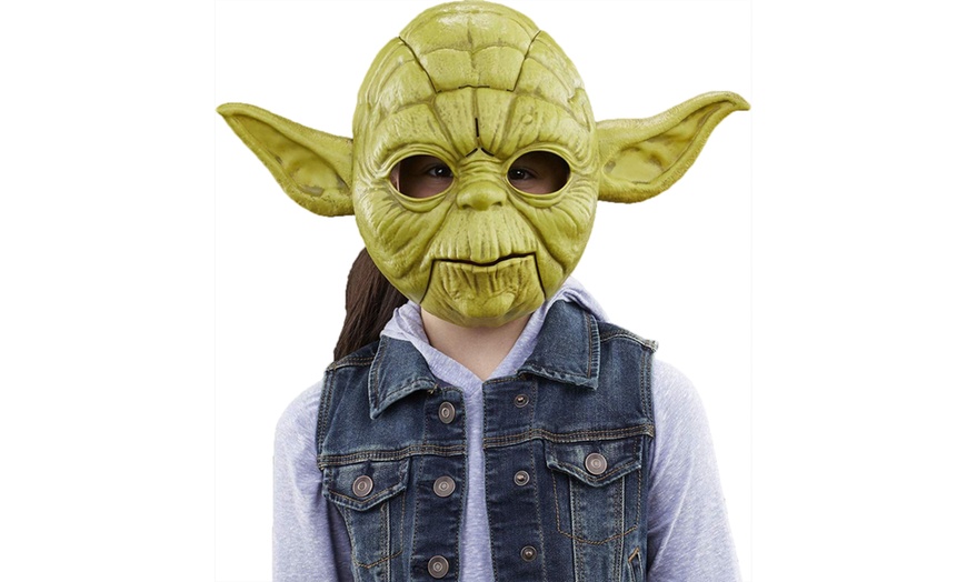 Image 1: Star Wars Yoda Electronic Mask