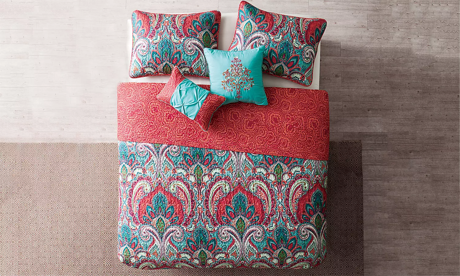 Casa Reál Reversible Quilt Set (4 or 5-Piece) - Second Medium