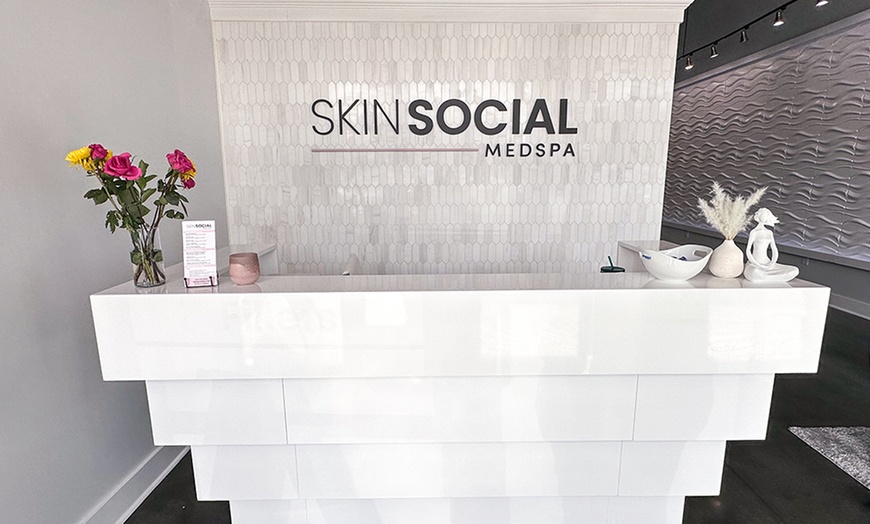 Image 1: Up to 53% Off on Facelift - Thread Lift at Skin Social