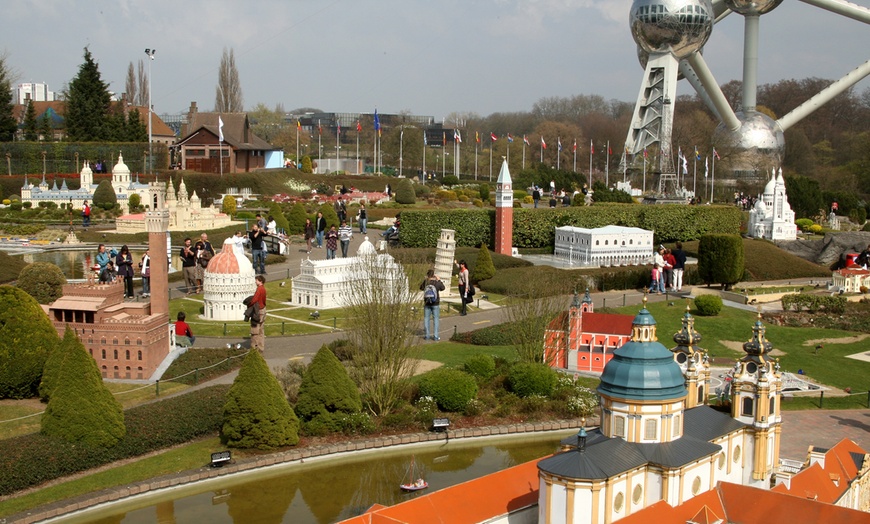 Image 4: Entrée au parc Mini-Europe