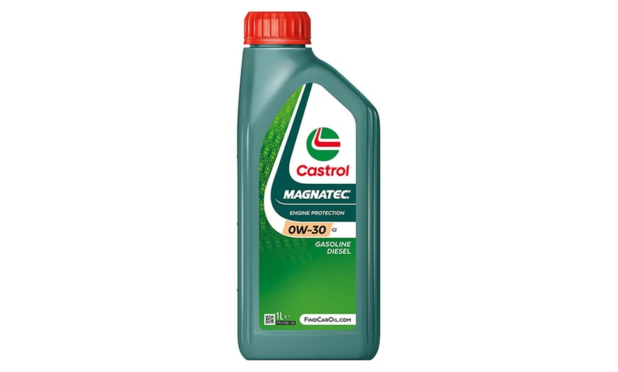 Image 16: Castrol Magnatec Car Engine Oil with Dual lock Technology