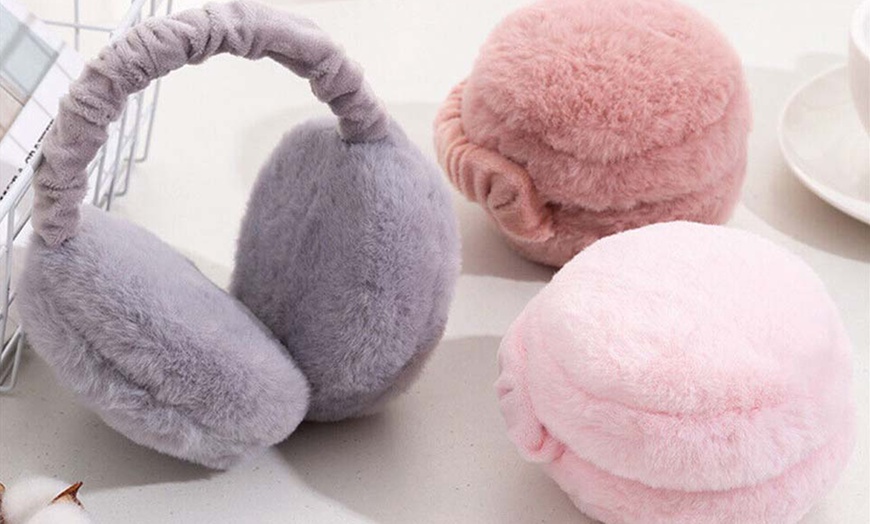 Image 9: Foldable Winter Warm Earmuffs