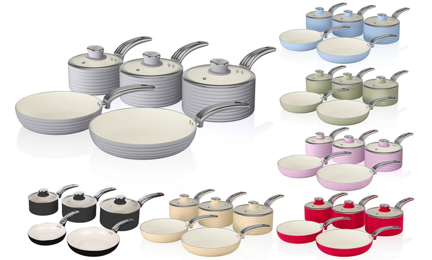 Image 1: Swan Retro Pans Set