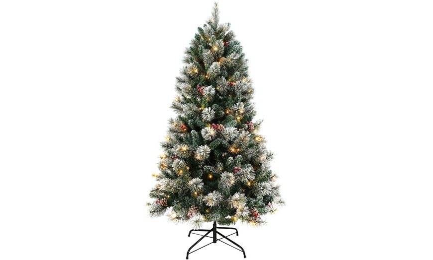 Image 3: Albero di Natale con neve e pigne