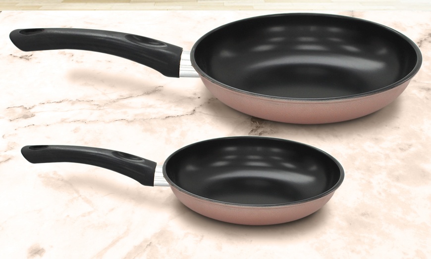 Image 11: Two Frying Pans Set