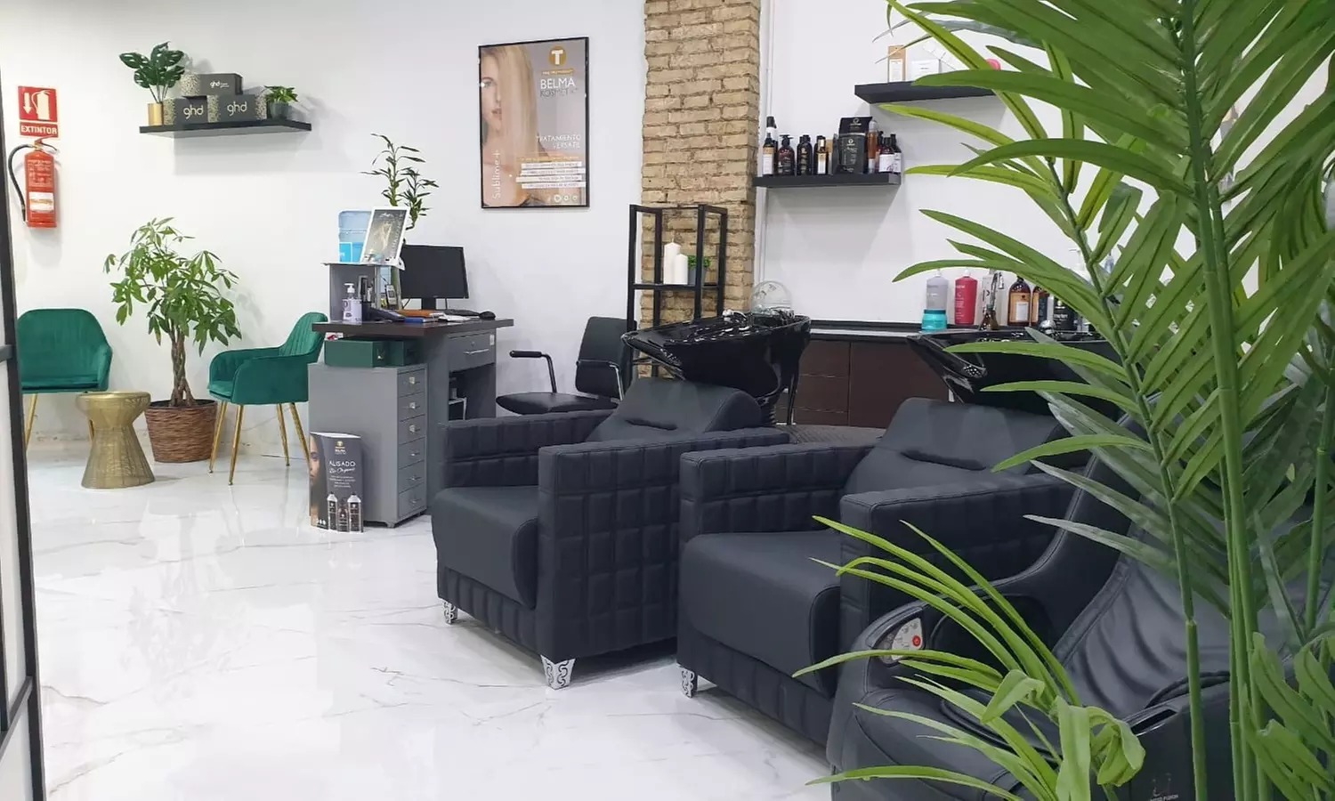 Tratamiento capilar reestructurante en My Look Gran Vía - Second Medium