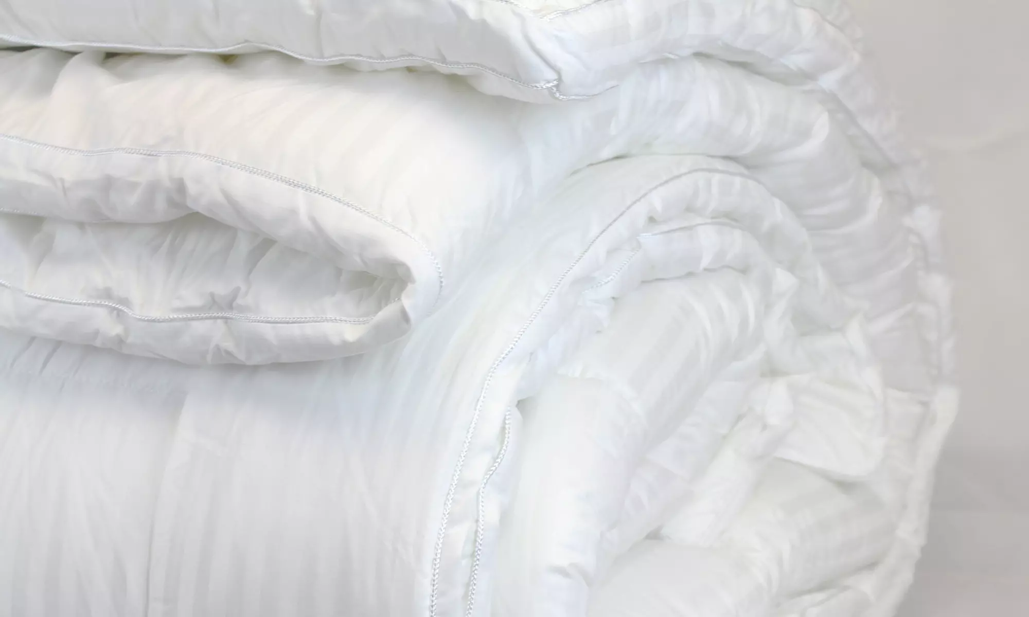 Couette Luxe Grand froid,100% microfibre, 400g/m² de Sampur