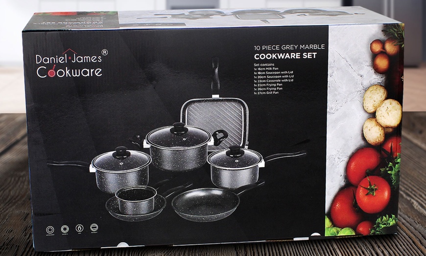 Image 16: 10-Piece Cookware Pan Set