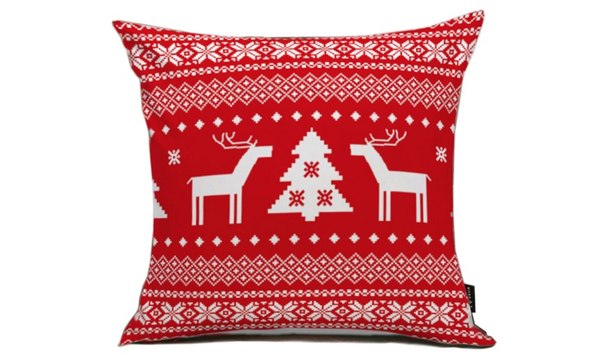 Image 9: Christmas-Themed Cushion Cover