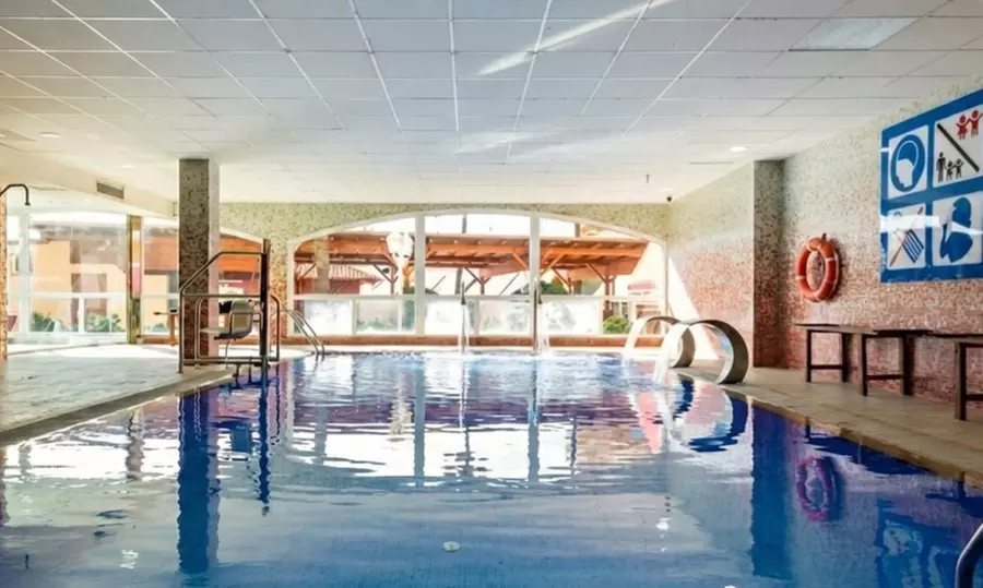 Circuito spa con masaje, cava y opción de cena o desayuno