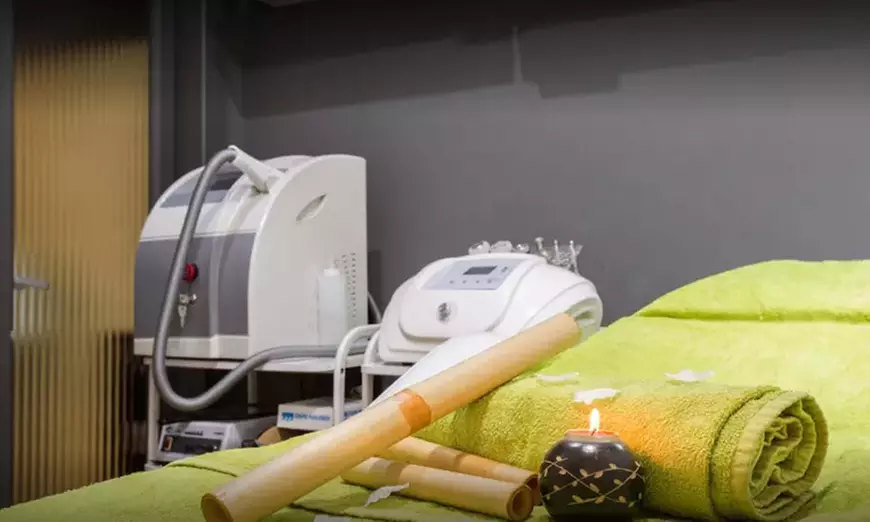 Tratamiento facial de fototerapia LED en Sábila