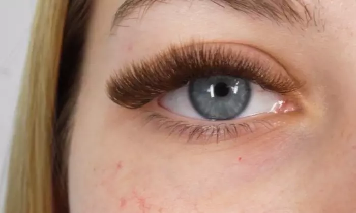 Full Set of Classic/ Volume or TechnoFusion Eyelash Extensions
