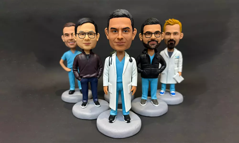 Single/ Couple Personalized Bobblehead for a Unique & Fun Personality