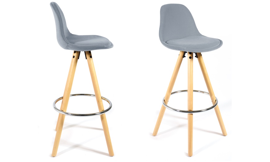 Image 24: Barcelona Retro-Style Bar Stool Two-Piece Set